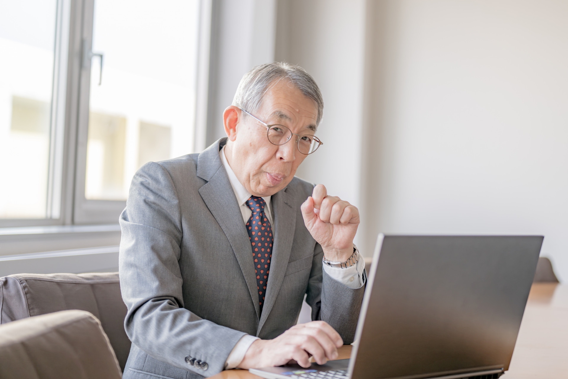 経営者保証はM&Aで外れるのか